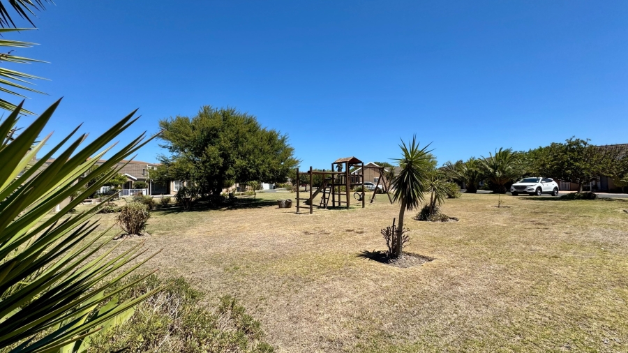 2 Bedroom Property for Sale in Guldenland Western Cape